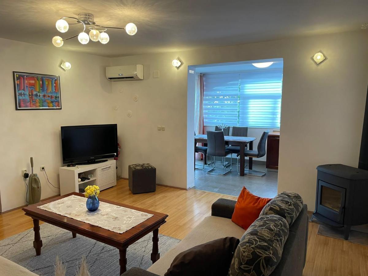 Apartment Finally Kaštel Stari المظهر الخارجي الصورة